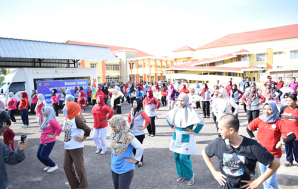 Senam Bedincak Pegawai RSUD Beltim (19/12)