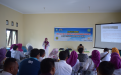 Peserta menerima materi dari narsumber Andi Armiawati, S.Kep, Ners